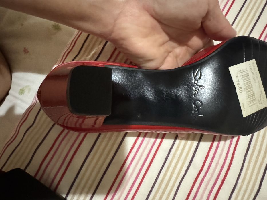 Sapatos Haity novos