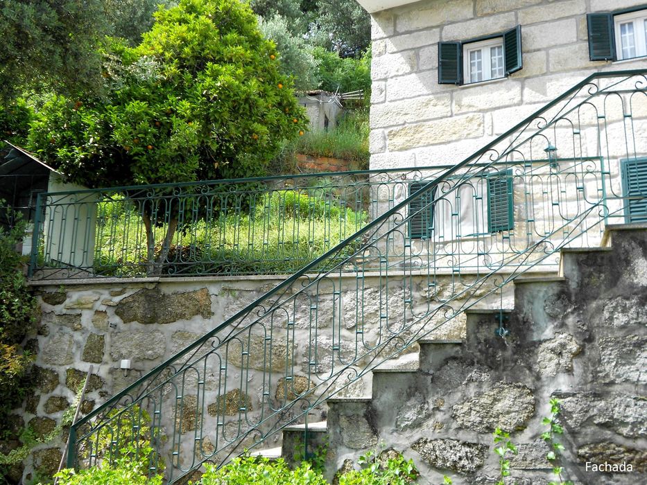 Quinta junto ao rio Douro