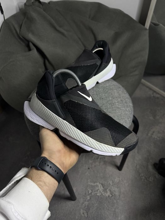 Кросівки NIKE GO FLYEASE 41 26 кроссовки найк бігові