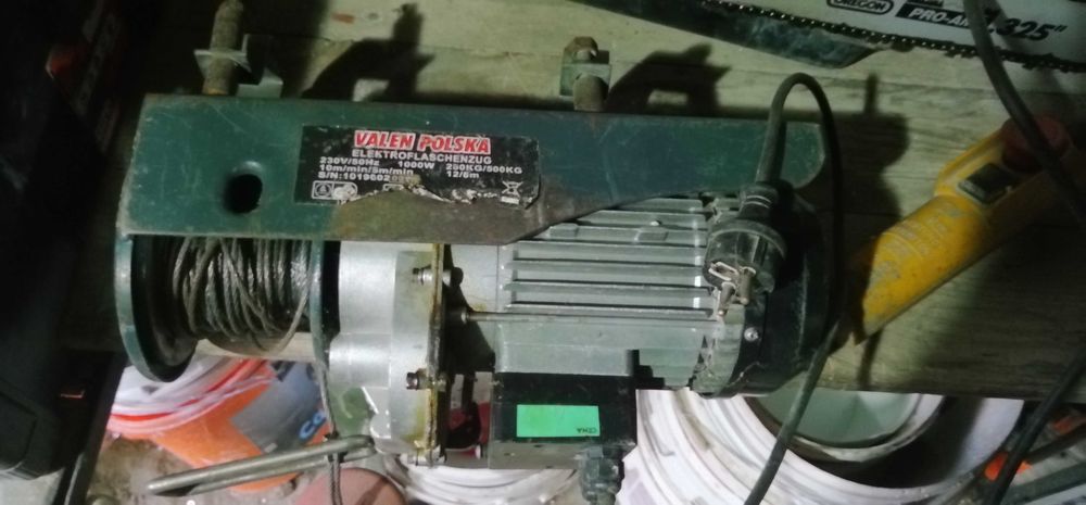 Wciągarka elektryczna 1000W, udźwig do 500kg