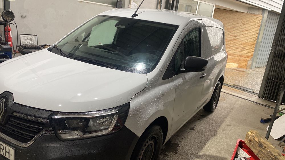 Renault Kangoo como nova