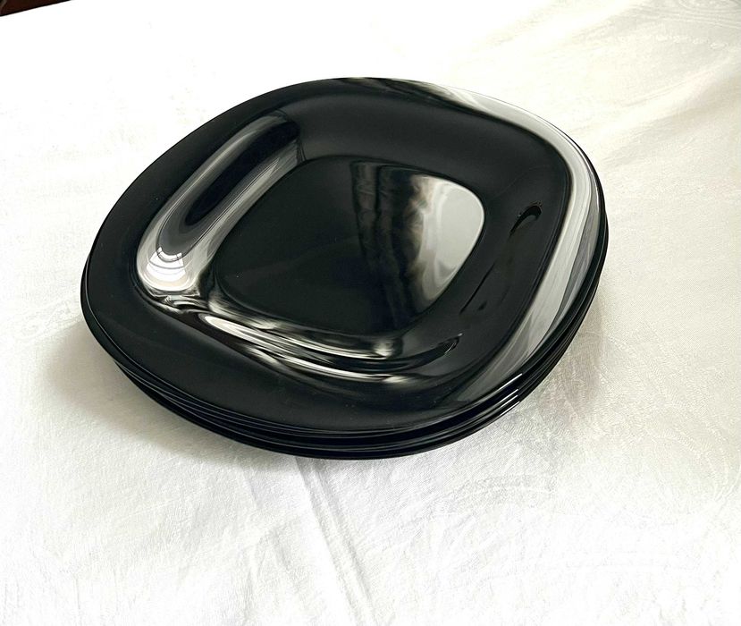 Тарелки Luminarc Carine Black 26 см обеденные / Тарілки Люмінарк