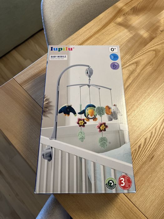 Karuzela do łóżeczka - ruch plus muzyka