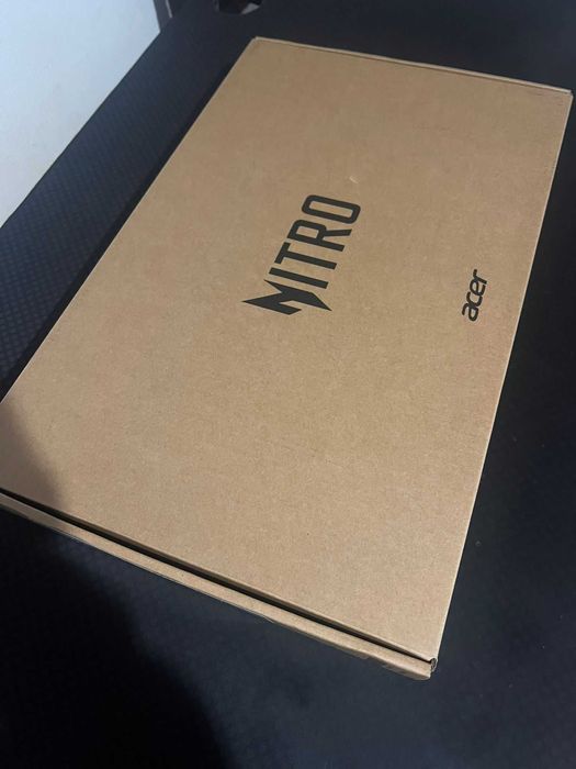 Acer Nitro V15 RTX4050 (embalagem de origem, novo com garantia)