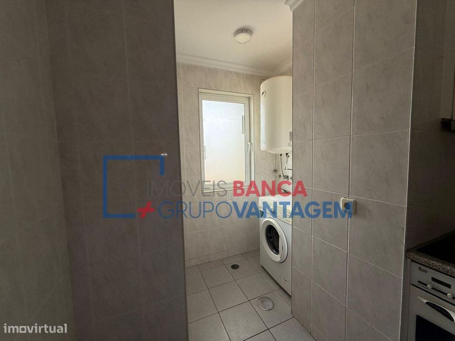 Apartamento T2 C/Varanda - Gondomar