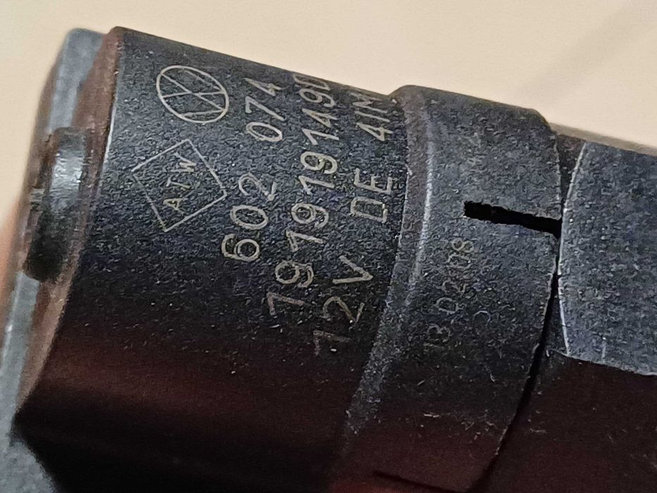 Sensor+Farolim pisca+Depósito l/vidros+Polie bomba DA Golf3