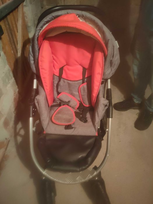 Sprzedam wózek dziecięcy