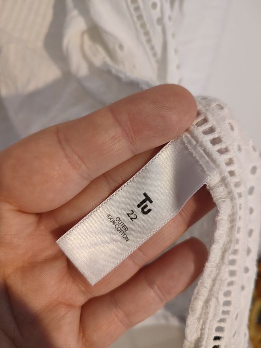 Bluzka koszulowa biała TU 22 elegancka romantyczna