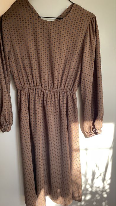 Сукня міді Leform (S)