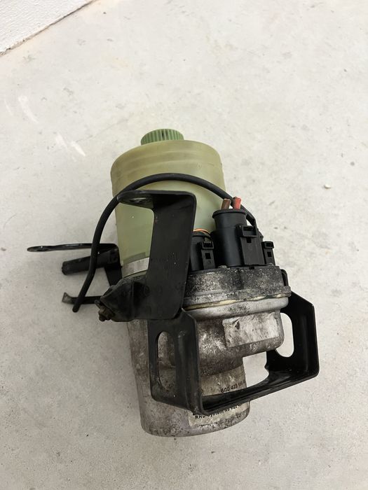 Bomba de direção assistida eletro-hidráulica TRW / VW