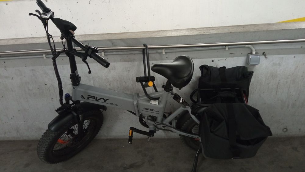 Bicicleta elétrica PVY Z20 PLUS com oferta de 2 alforges