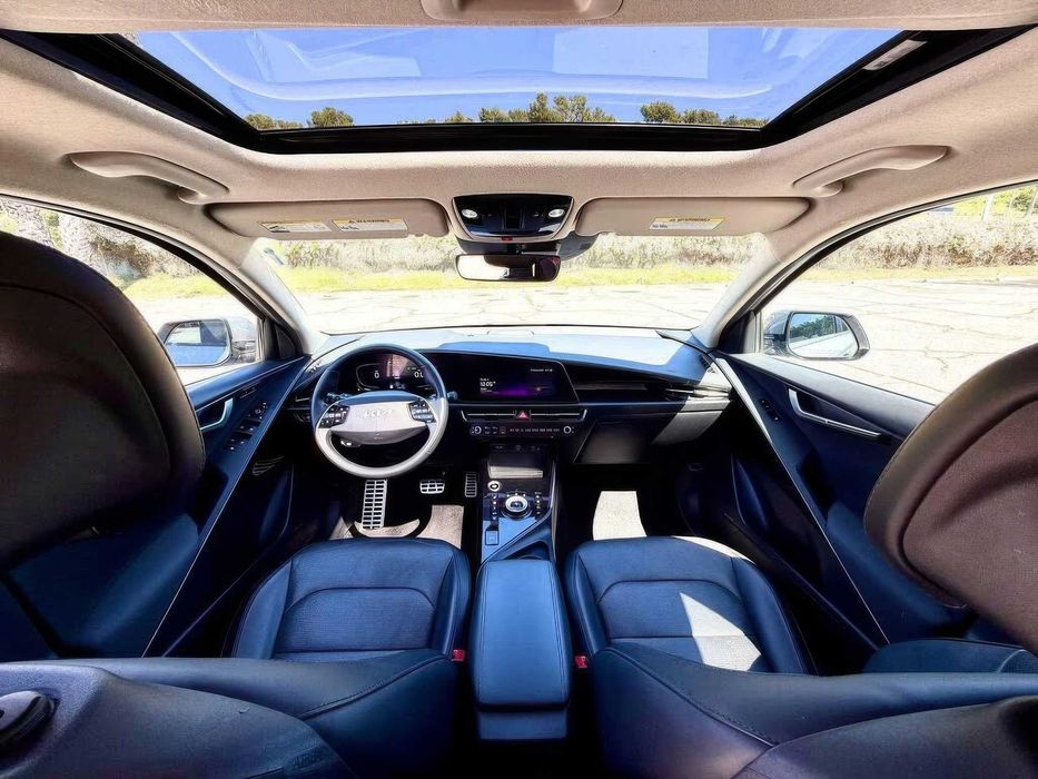 Kia Niro Ex      2023