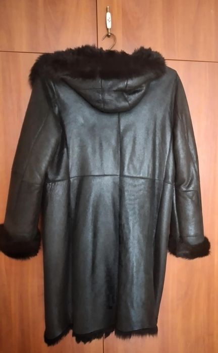 Kożuszek damski czarny