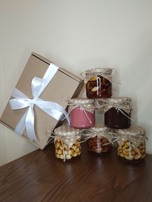 Горіхи з медом/подарунок