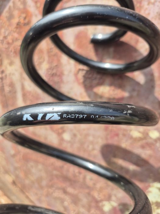 Пружины передние, KYB ra 3797, на Vag - группу