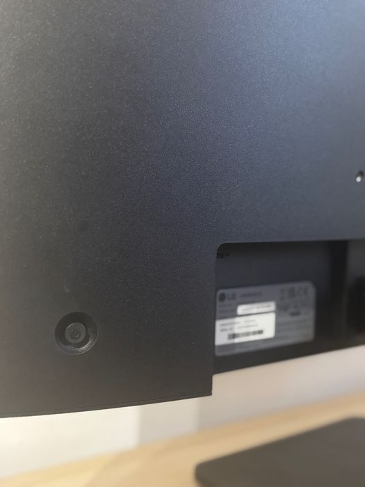 Monito LG HDMI 24 , 5ms , FULL HD , IPS