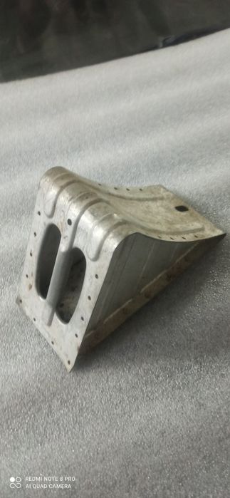 Упор противідкатний.