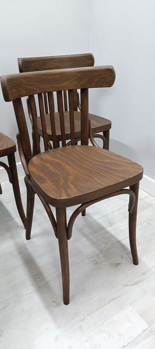 Krzesła Thonet Fameg Radomsko po renowacji restauracja dostępne 30szt