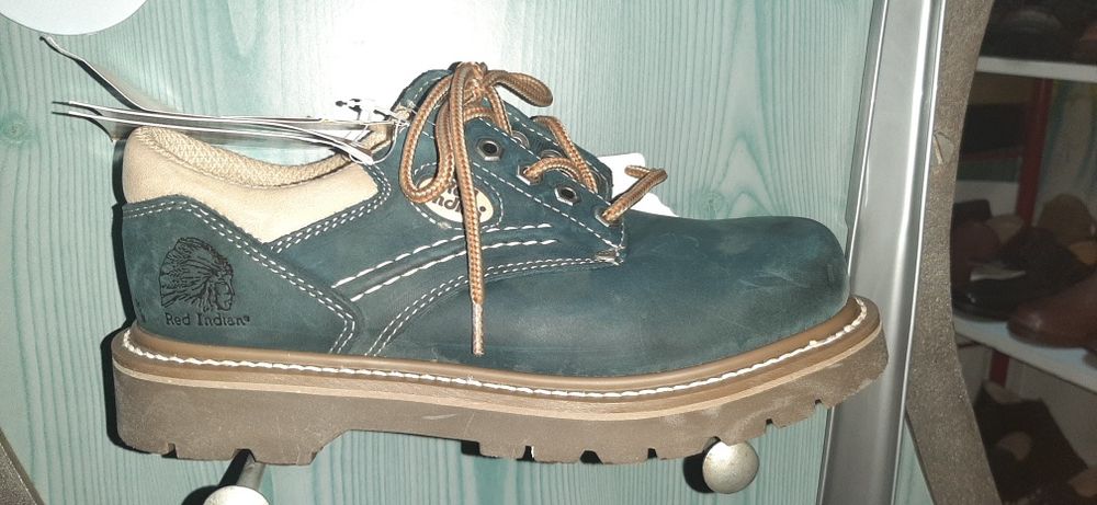 Red Indian  37 38 90s oldschool vintage retro granat deadstock 37 38