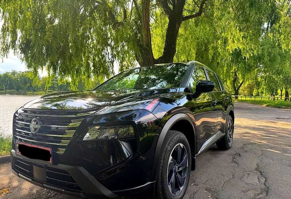 Nissan Rogue 2024 SL 1.5 літрів бензин