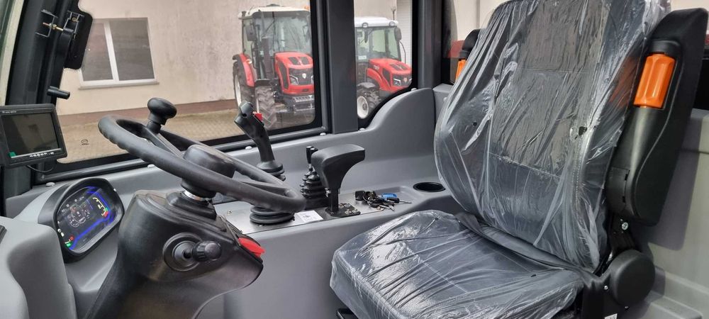 Ładowarka teleskopowa – przegubowa HORNET HMA 825T