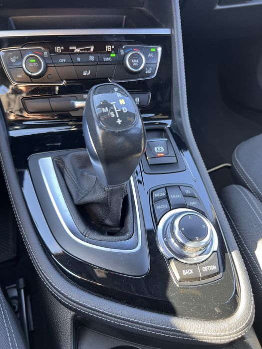 BMW Série 2 Active Tourer 116d Sport Automático (2016) – Estilo SUV/Crossover (Design X2)