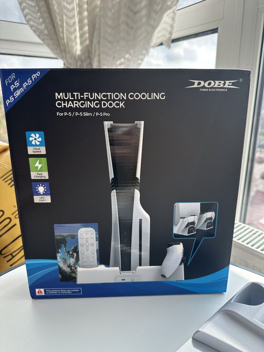 Док-станція, підставка PS5 Pro/Fat/Slim з охолодженням та зарядка для 2х геймпадів Dobe TP5-3532D