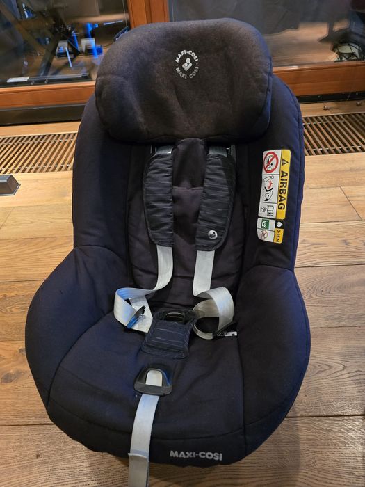 Fotelik Maxi Cosi Pearl Smart 2way+ baza, dwa kierunki