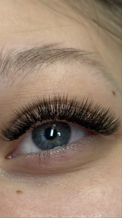 Наращивание/ ламинирование ресниц/окрашивание и ламинирование бровей