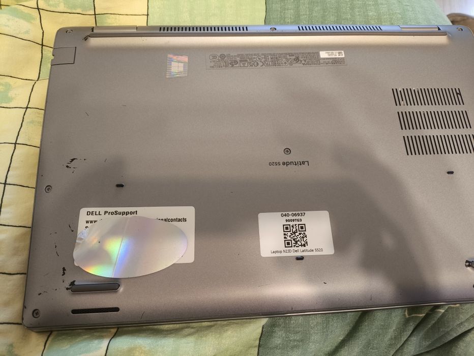 Laptop Dell Latitude 5520