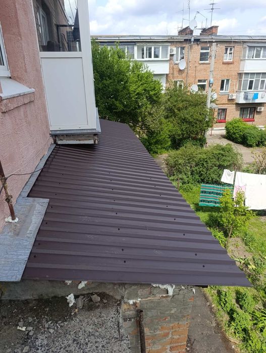 Професійне фарбування дахів, ремонт та реставрація різних видів поверхонь