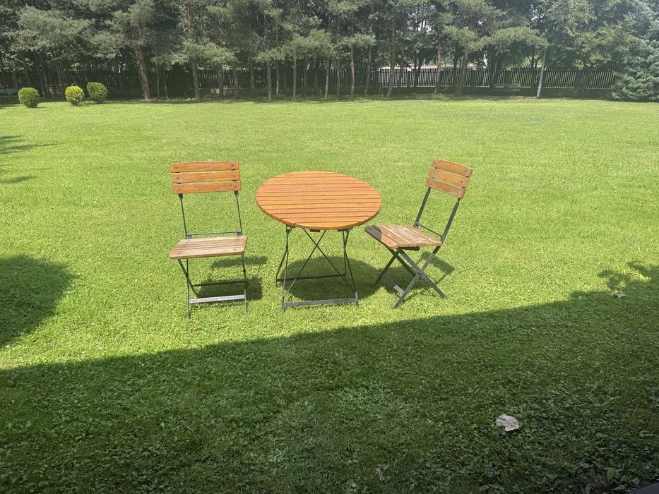 Komplet  drewniany krzesła ogrodowe stól plus 4 krzesla
