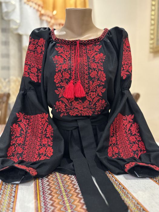 Сіра Вишиванка , чоловіча вишиванка, жіноча вишиванка, парні виши