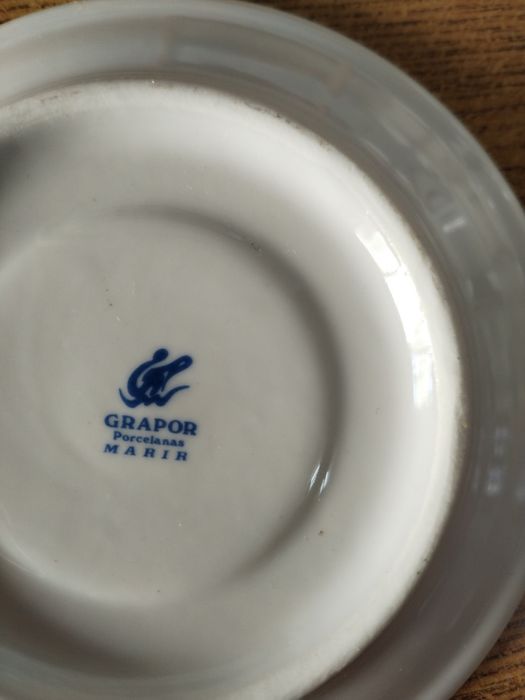 Chávena e pires de coleção