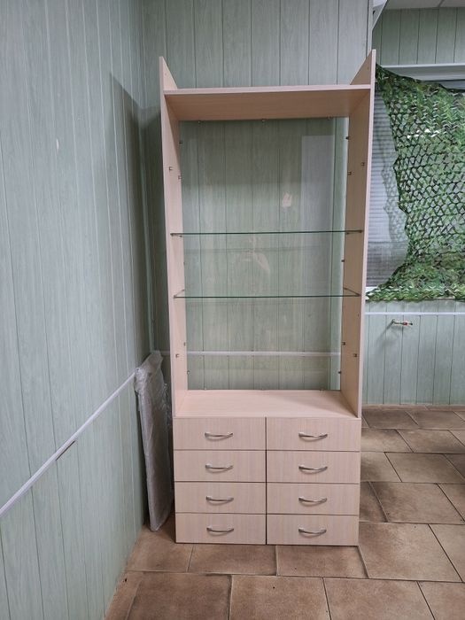 Шафа для магазину