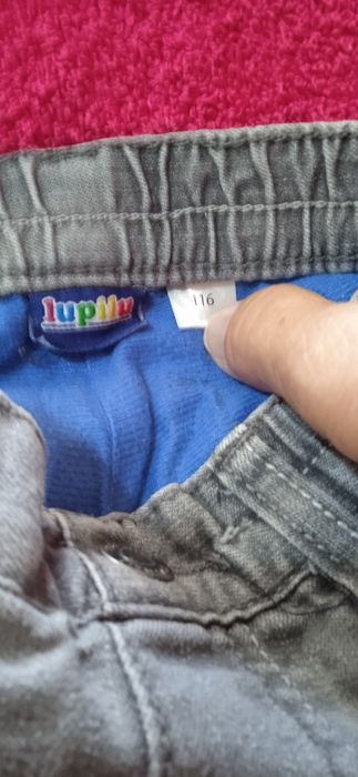 Calças de ganga forradas muito quentinhas.