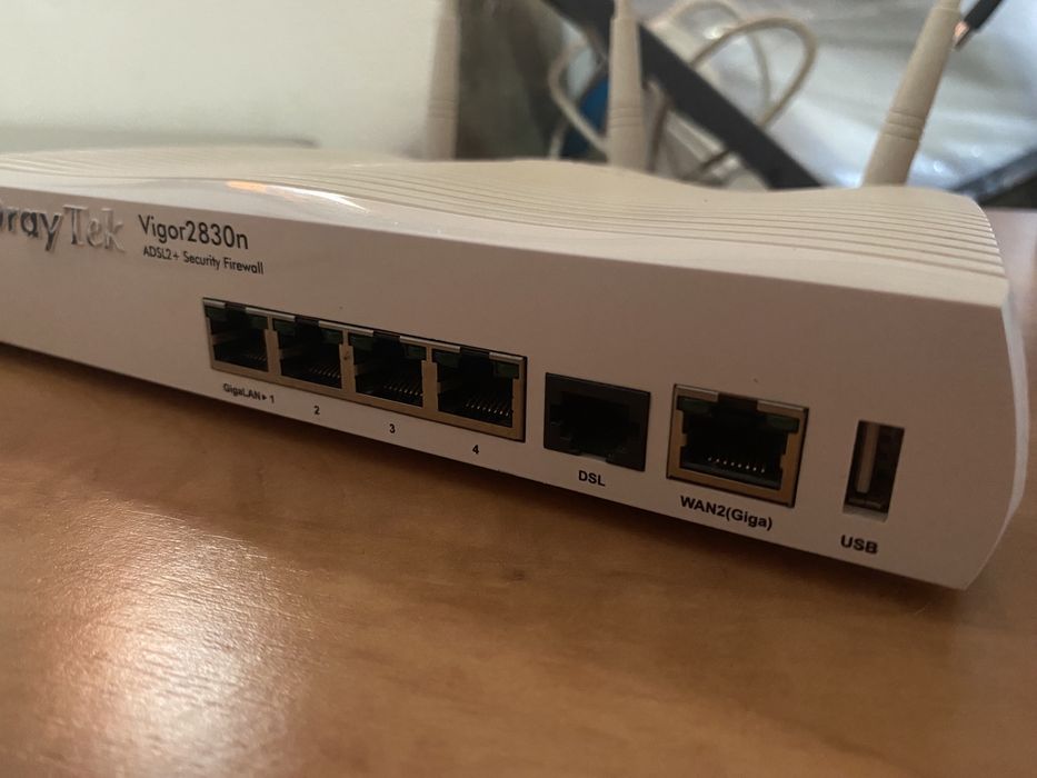 Router Draytek Vigor 2830n