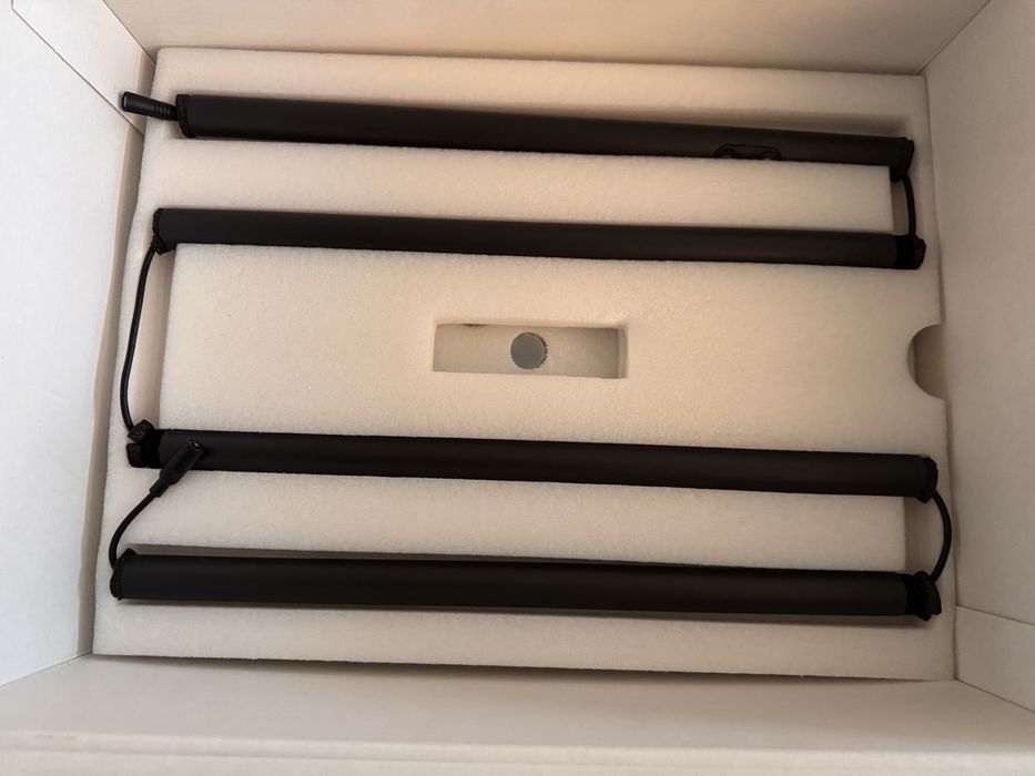 Govee Uplighter H60B0 lampa podłogowa trzy strefy oświetlenia zorza