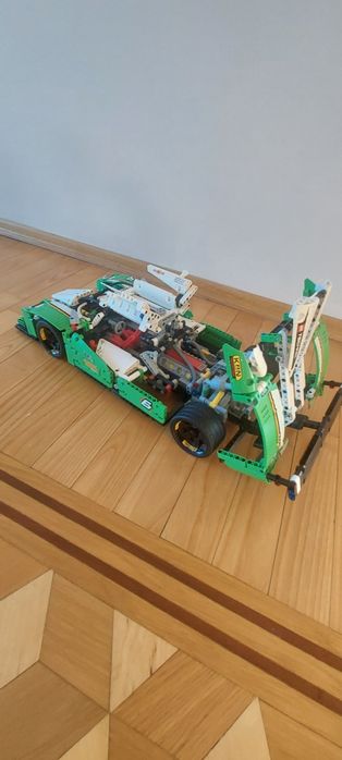 Lego technic wyścigówka  42039