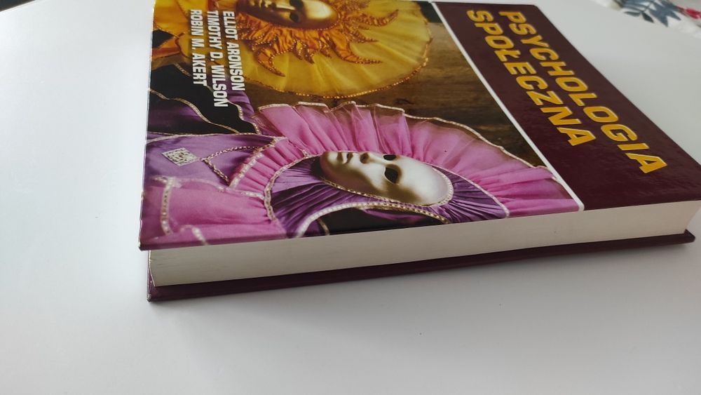 Sprzedam książkę ,, Psychologia społeczna,,