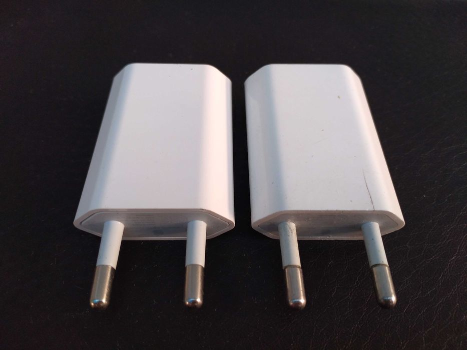 Продам зарядку для Айфона (оригинальная) 5V USB