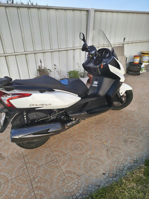 Kymco Downtown 300