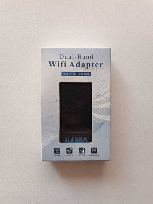 Компактний Dual-Band USB 2.0 Wi-Fi адаптер 2.4 ГГц та 5 ГГц