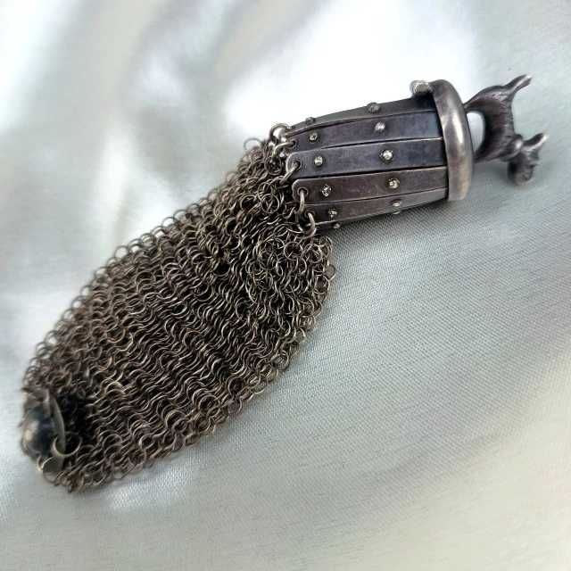 Porta-moedas / niqueleira antiga em malha de prata portuguesa para chatelaine.