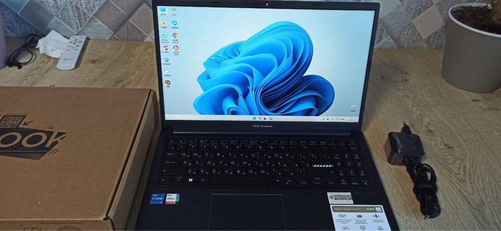 Asus Vivobook 15 x1504za-bq065