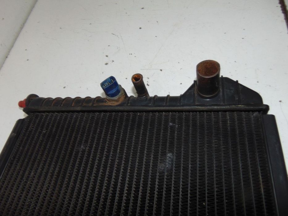 Volvo 460/480 radiador de água " usado em bom estado