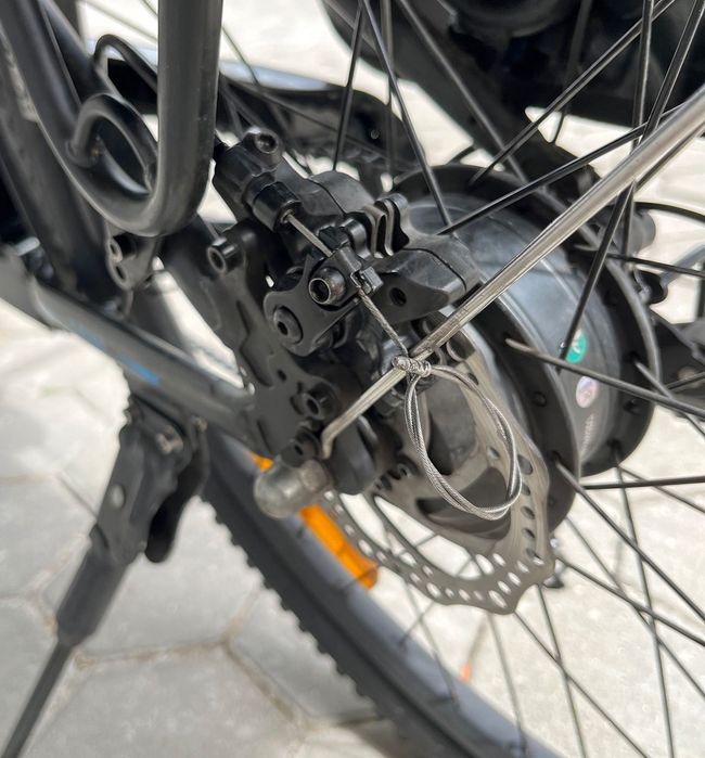 Bicicleta elétrica em bom estado