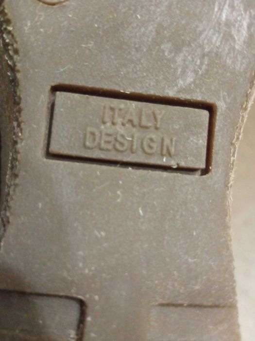 Женские кожаные высокие сапожки. Viche