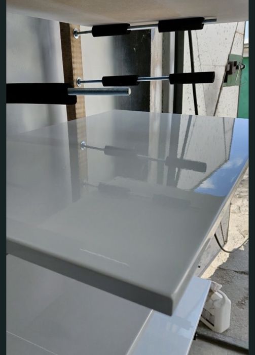 Lakierowanie frontow, renowacja mebli