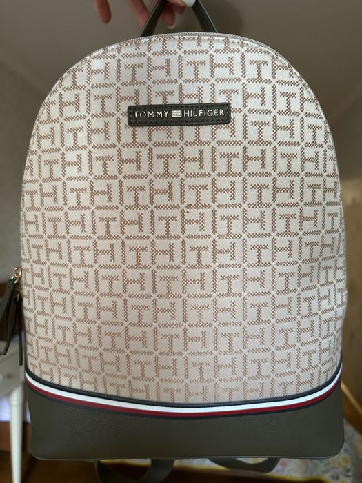 Жіночий рюкзак Tommy Hilfiger
